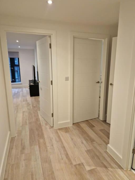 Modern-New Build Apartment In Birmingham Esterno foto