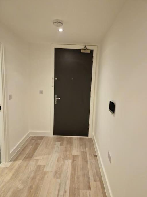 Modern-New Build Apartment In Birmingham Esterno foto